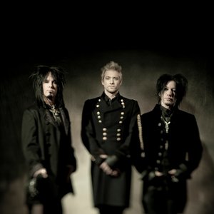 Sixx:A.M.