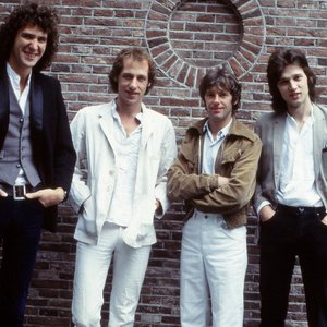 Dire Straits