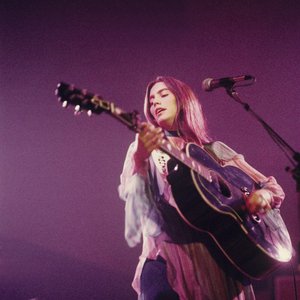 Emmylou Harris