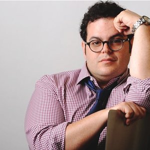 Josh Gad