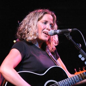 Amy Wadge