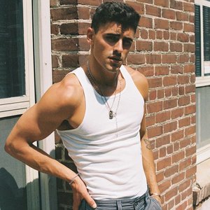 Jack Gilinsky