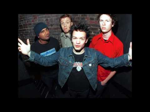 Sum 41 - Fat Lip